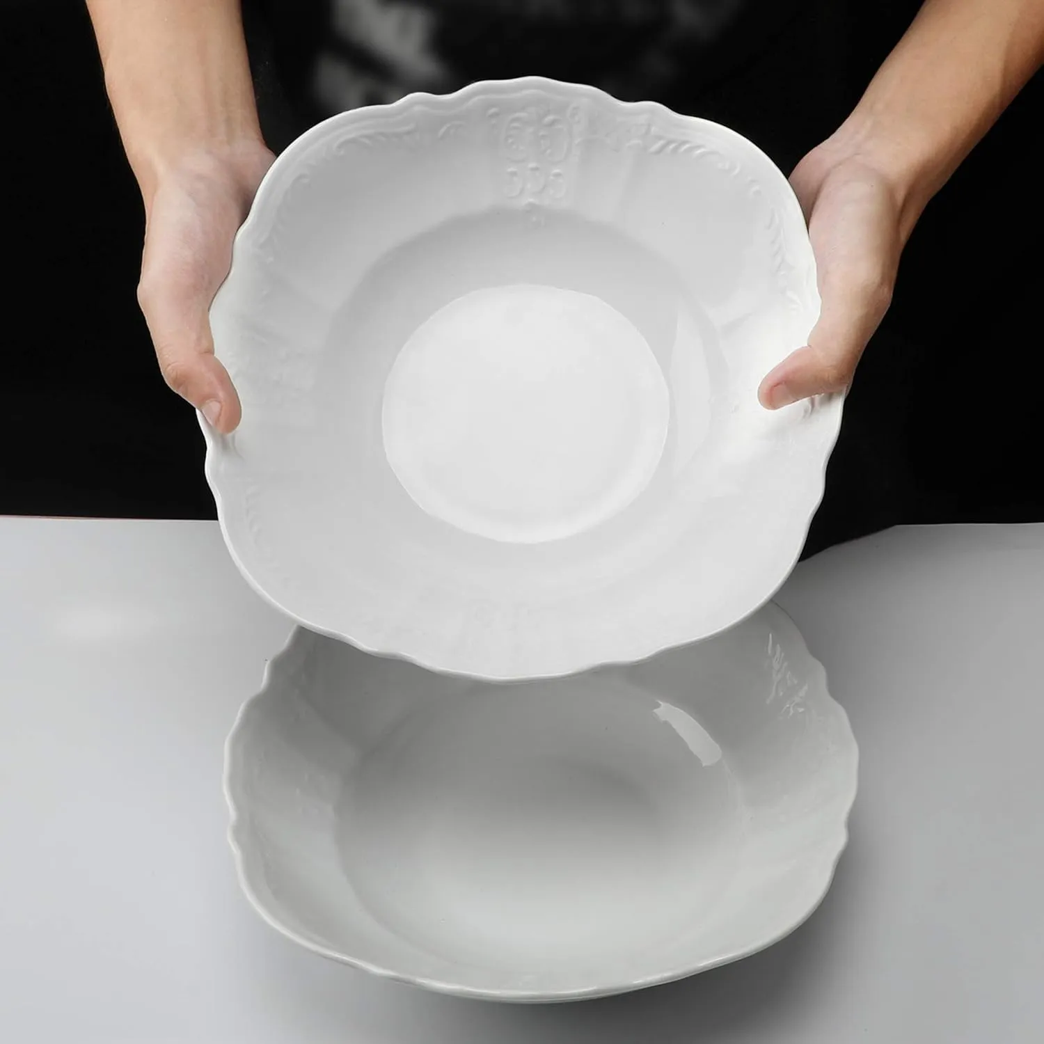 amhomel Porcelain Bowls, 38 Ounce Ceramic Shallow Large Serving Bowls for Salad, Pasta, Soup and Fruit, Microwave & Dishwasher Safe, Set of 2(White, 9 Inch)