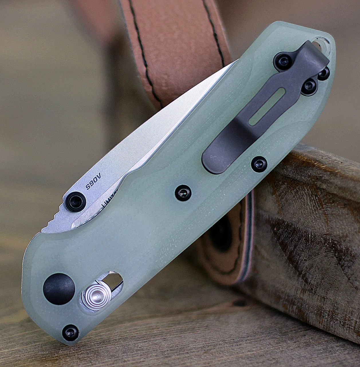 Benchmade 565-2101 Mini Freek, 3.0" CPM-S90V Satin Plain Blade, Natural G-10 Handle Knife