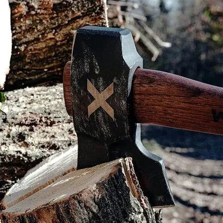 BU-AXE003  Forte Compact High Carbon Steel American-Italian Hybrid Axe