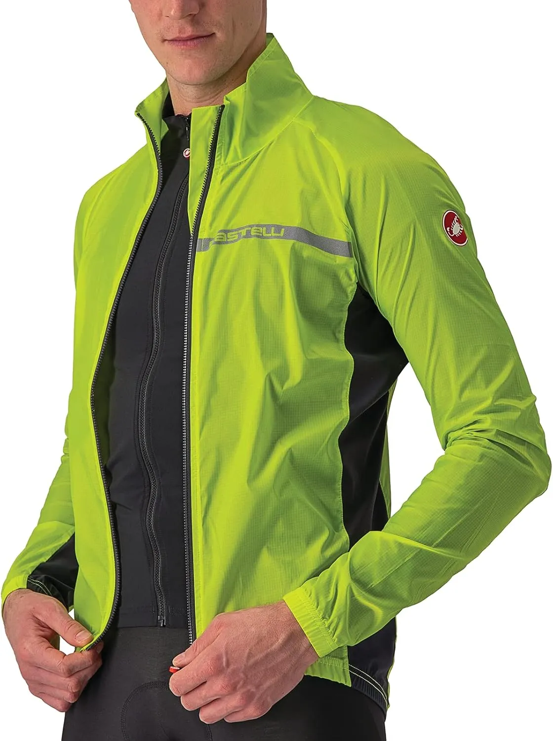 CASTELLI Men's Squadra Stretch Jacket, Windproof Zip Up Shell for Road Cycling