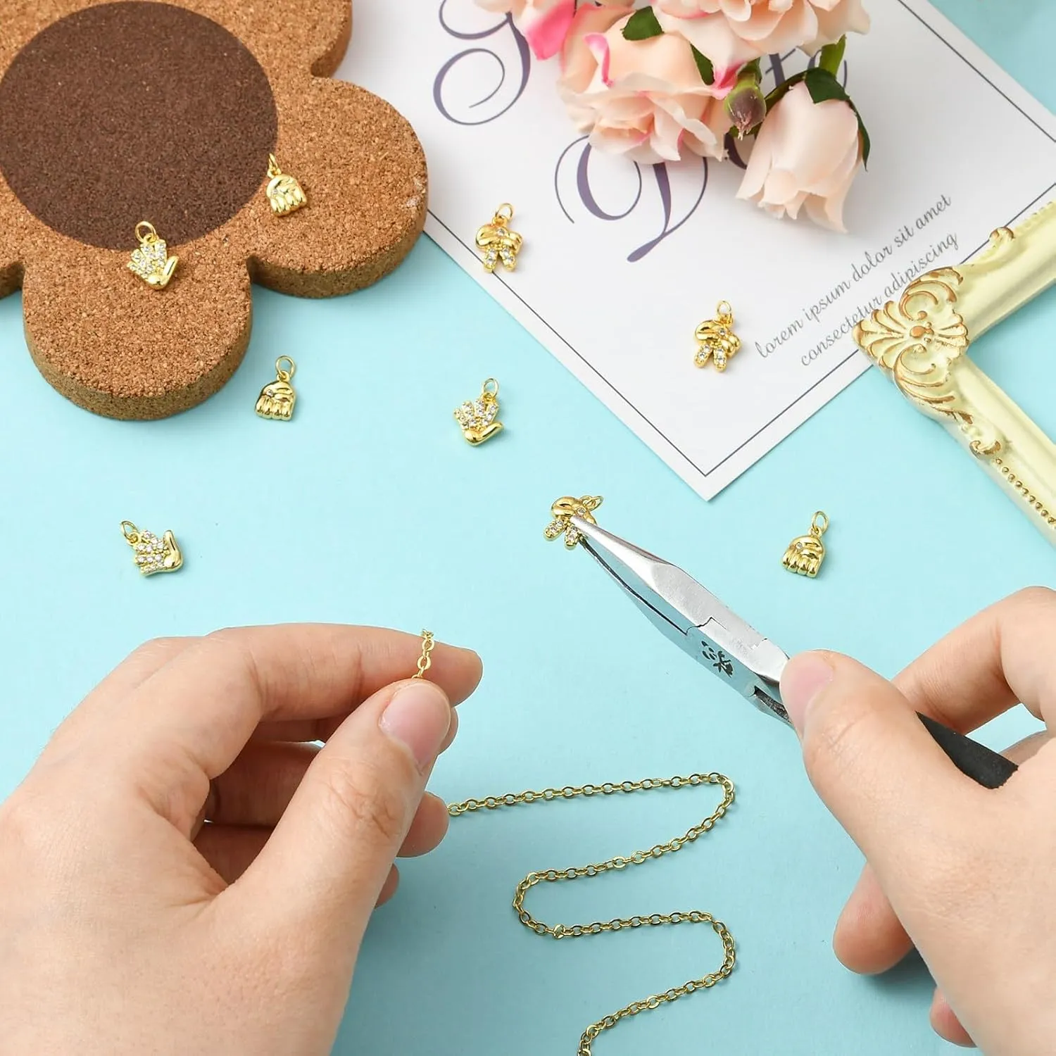 Celestial Tool Gesture Music Note Sport Retro-Themed Dollar Sign Woven Net Fruit Dessert Religious Pink Ribbon Branch Brass Charms for Jewelry