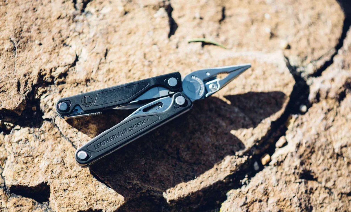 Leatherman Charge  Multi-Tool (Stainless Steel w/ Nylon Sheath) (Customised)