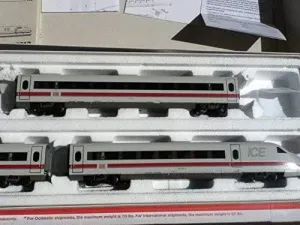 MARKLIN HO Digital ICE-II HIGH-Speed DEUTSCHE Bahn Train Set 33712 with Light FUNTIONS