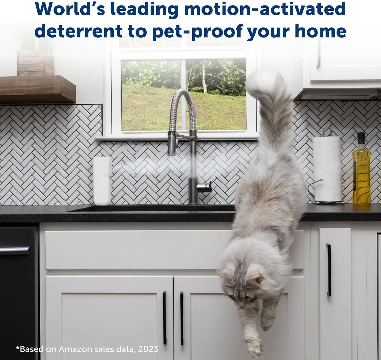 PetSafe SSSCAT Motion Activated Automatic Spray Pet Deterrent for Cats and Dogs
