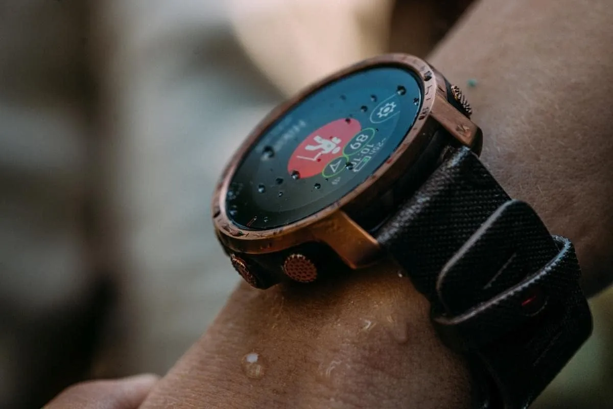 Polar Grit X Pro - GPS Multisport Smartwatch - Military Durability, Sapphire Glass, Wrist-Based Heart Rate, Long Battery Life, Navigation - Ideal for Outdoor Sports, Trail Running, Hiking, Black