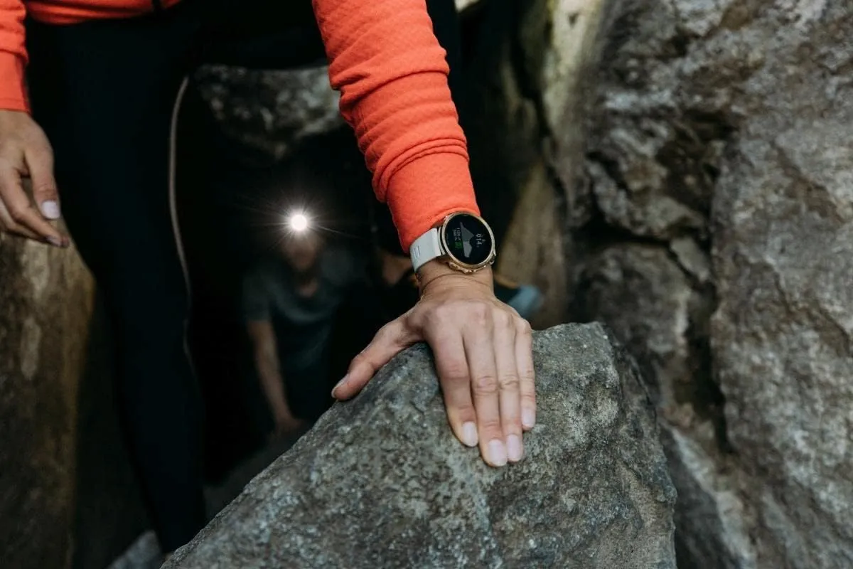 Polar Grit X Pro - GPS Multisport Smartwatch - Military Durability, Sapphire Glass, Wrist-Based Heart Rate, Long Battery Life, Navigation - Ideal for Outdoor Sports, Trail Running, Hiking, Black