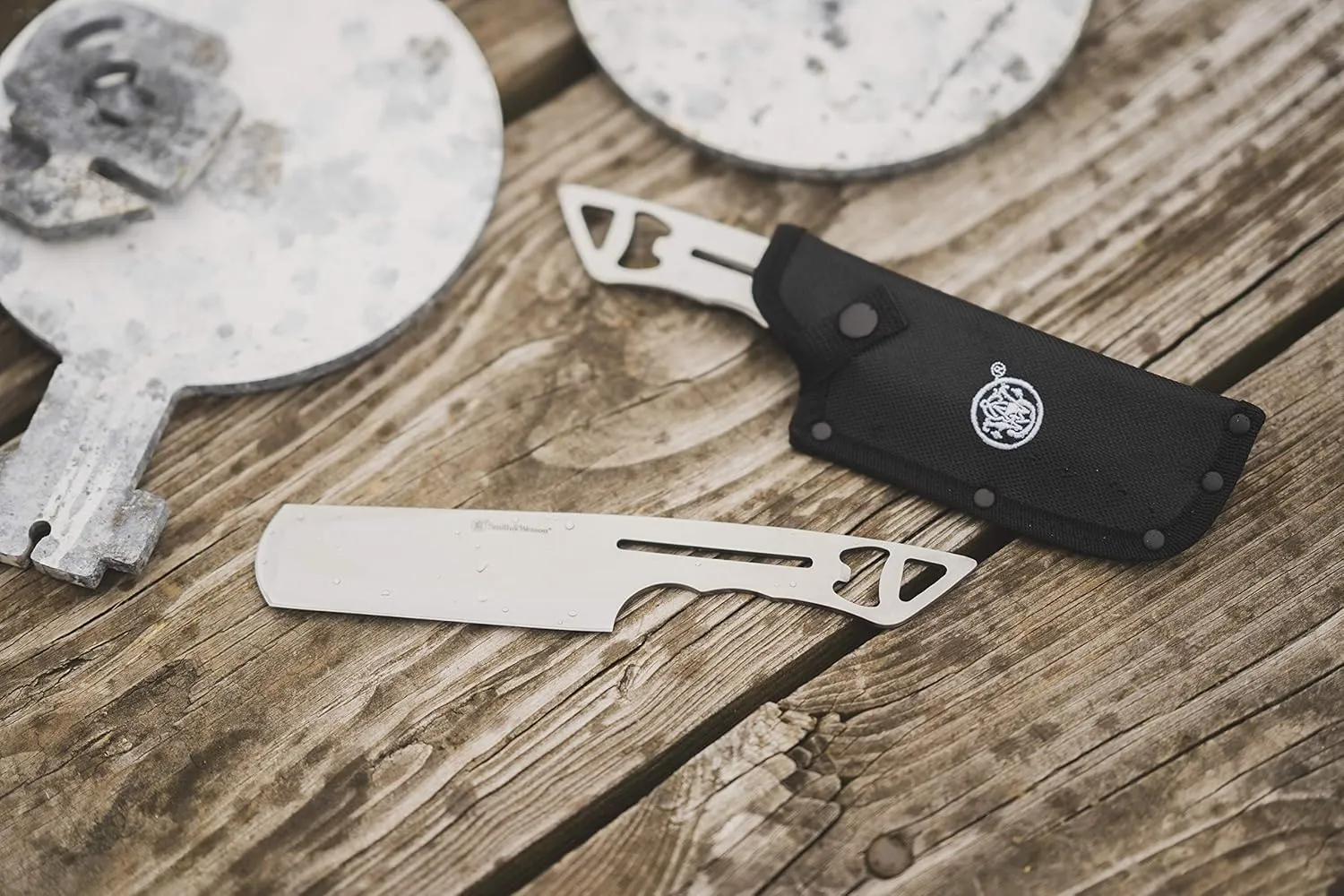 Smith & Wesson Bullseye Throwing Products with Full Tang Stainless Steel Design and Protective Nylon Sheaths for Recreation and Competition