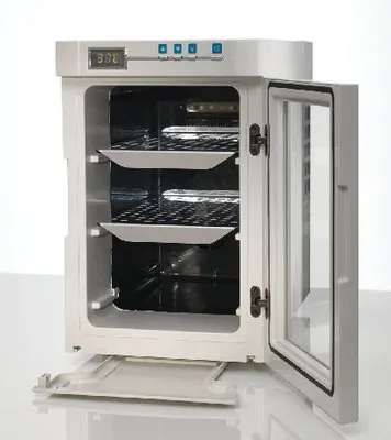 Thermo Scientific Heratherm 50125590 Model IMC18 Compact Microbiological Laboratory Incubator, Mechanical Convection, 17 to 40 Degree C Temperature Range, 0.65 Cubic Foot/18L Capacity, 100 to 240V, with US Plug